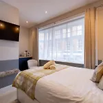 Paradise 3* York