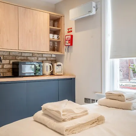 Apartment Paradise *