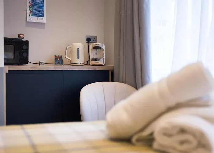 Paradise Bed & Breakfast 3*