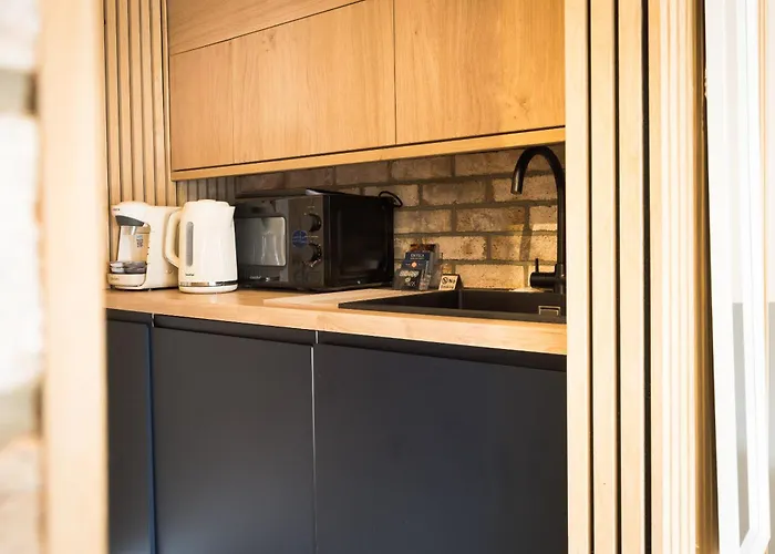 Bed & Breakfast Paradise 3*