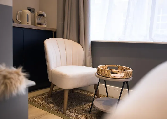 Bed & Breakfast Paradise 3*